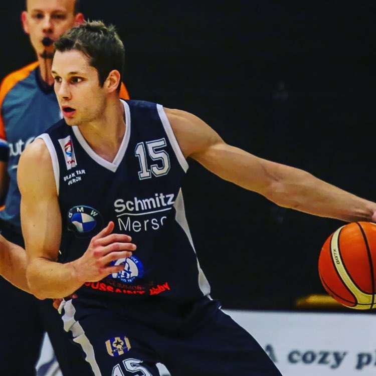 Stojanovic and Irwin stay Black Star Mersch